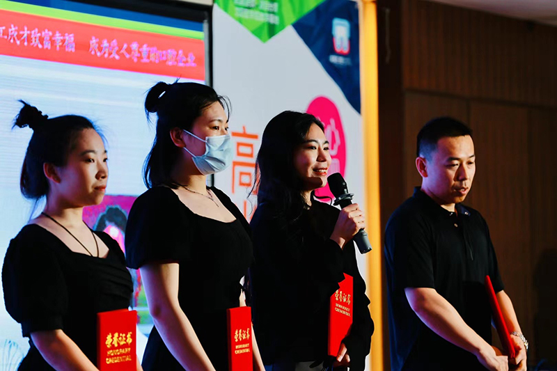 d2018c7654398941a4114ae80b02e15.jpg